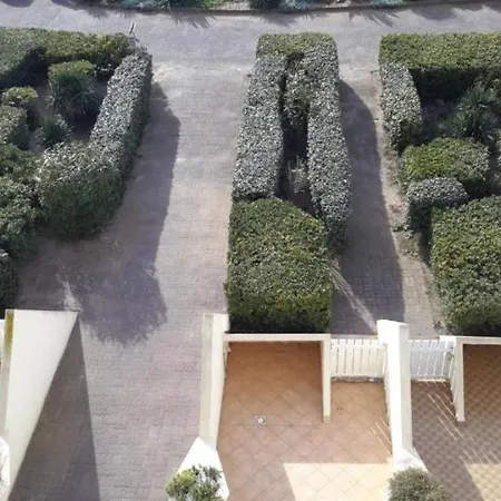 Village Naturiste * Agde